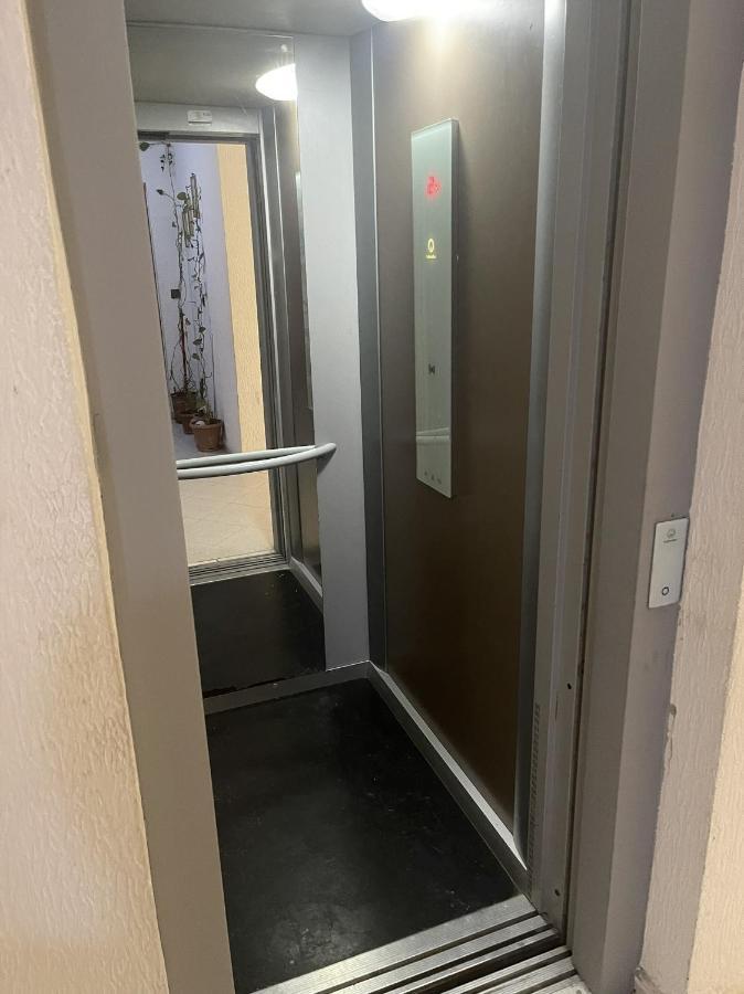 Superbe Appartement Avec Wifi Tanger Exterior foto